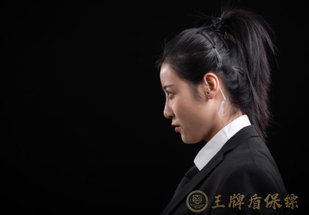 王洁-10年行业经验女保镖-一级运动员-擅长散打